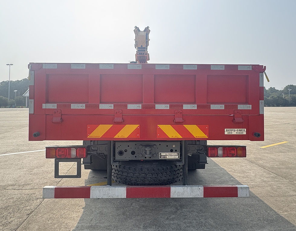 宝路随车牌ABL5317JSQF1随车起重运输车公告图片