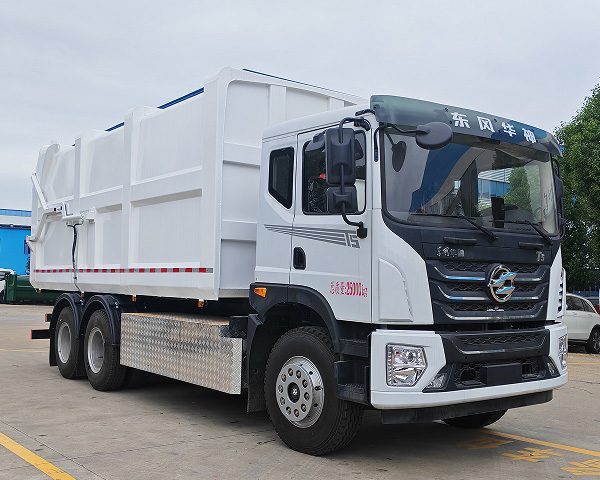 CL5250ZDJBEVCDP 程力牌纯电动对接式垃圾车图片