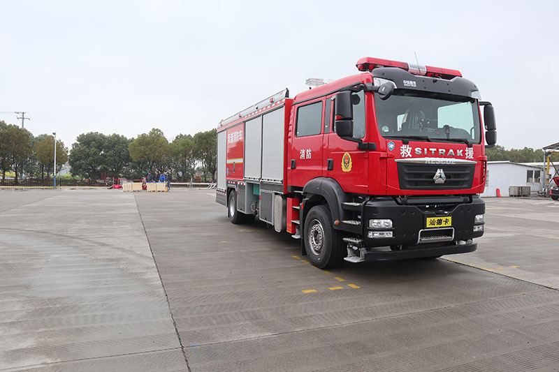 SGX5180TXFBP400/YDZ型泵浦消防车图片