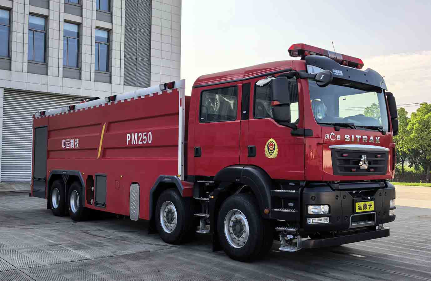JMF5430GXFPM250型泡沫消防车图片
