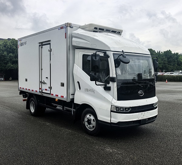 BYD5040XLCBEV8 比亚迪牌纯电动冷藏车图片