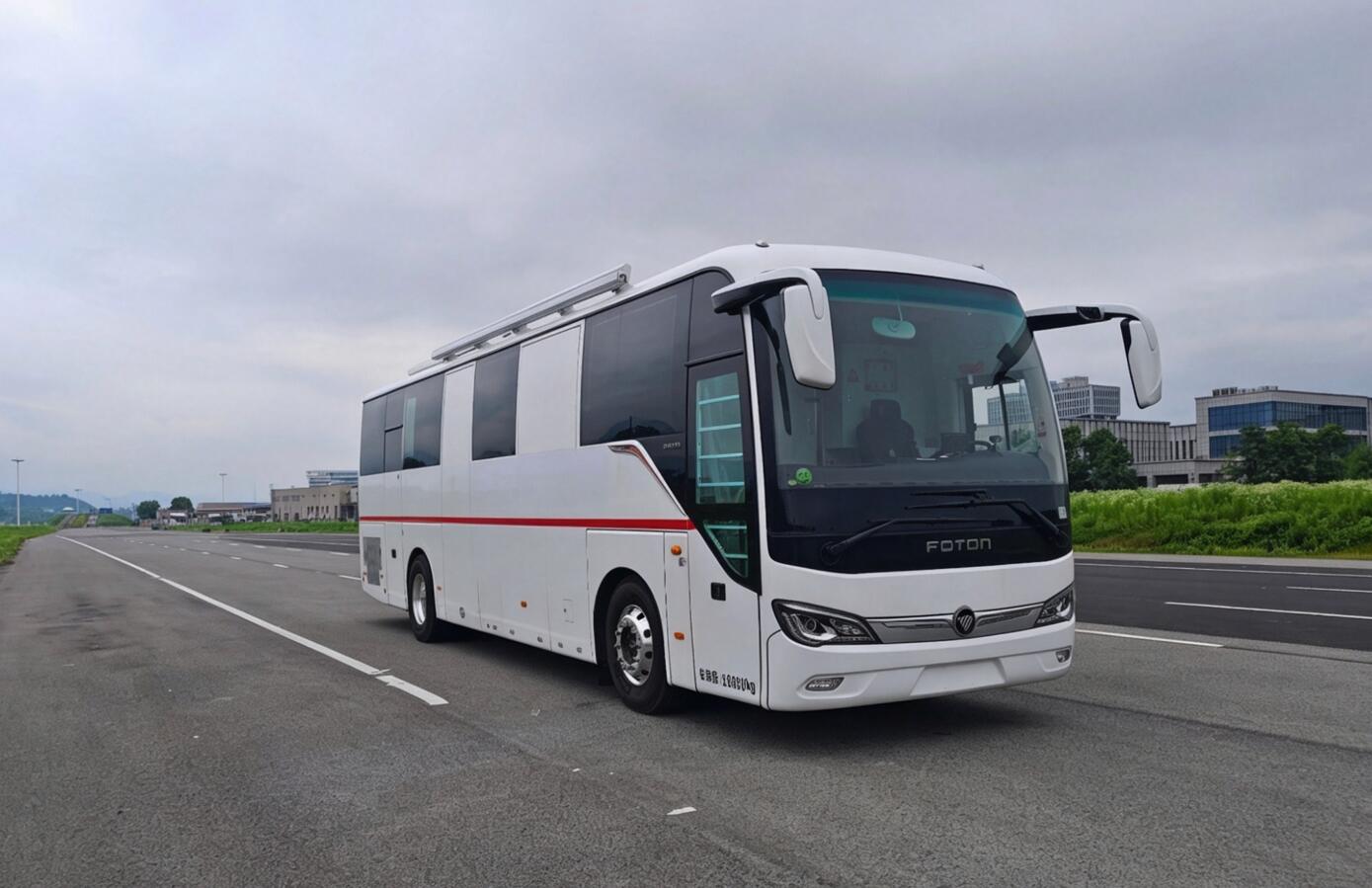 福田牌BJ5180XYL医疗车