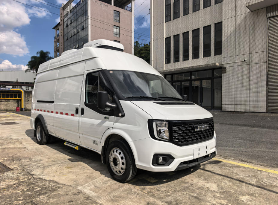 金客兴牌GAD5040XYLC6JX医疗车