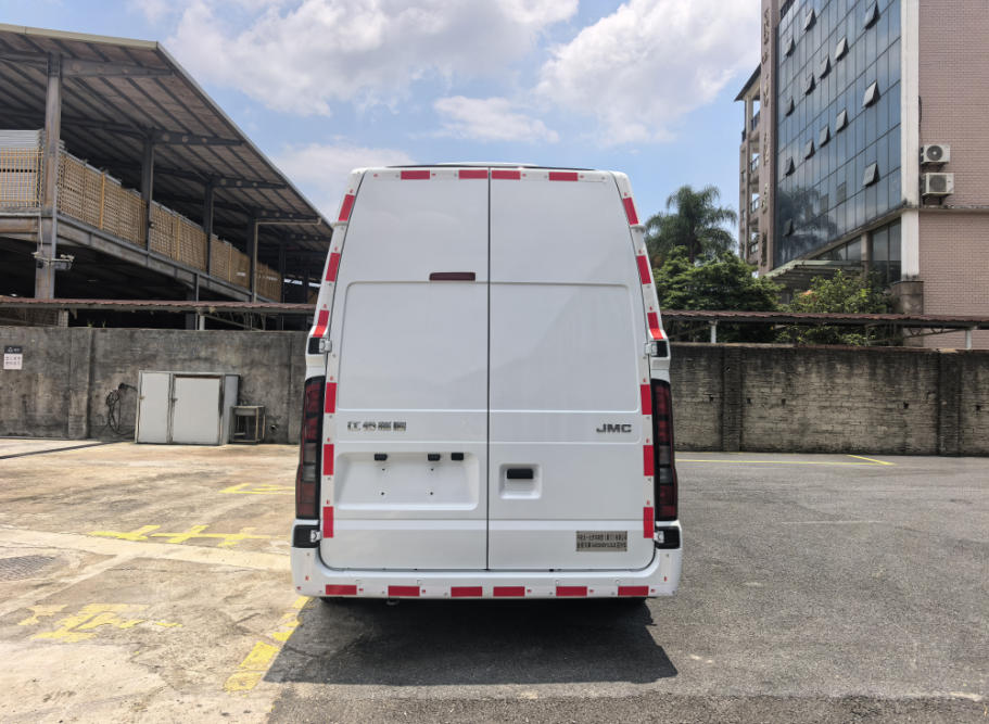 金客兴牌GAD5040XYLC6JX医疗车公告图片