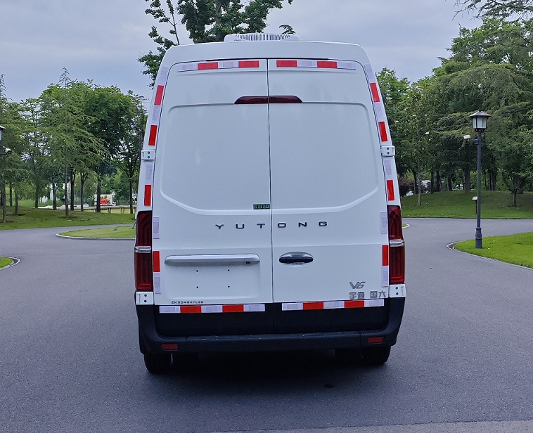 宇通牌ZK5048XYL36医疗车公告图片