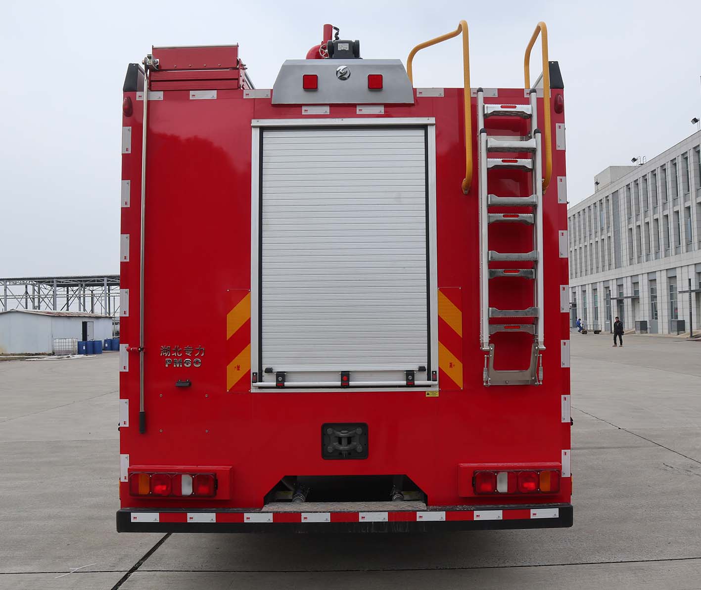 专力牌ZLC5180GXFPM60/ZS6泡沫消防车公告图片