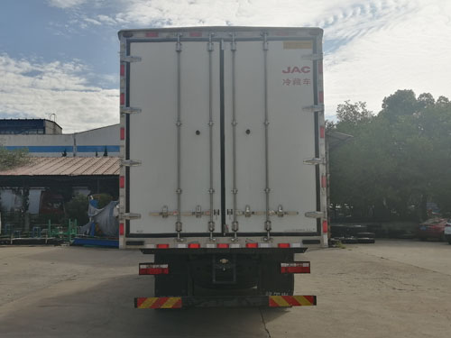江淮牌HFC5181XLCP2K3A57S冷藏车公告图片