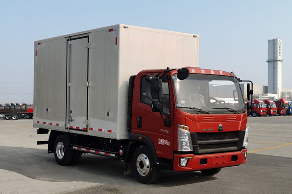 豪沃牌ZZ5077XXYG3315F175厢式运输车