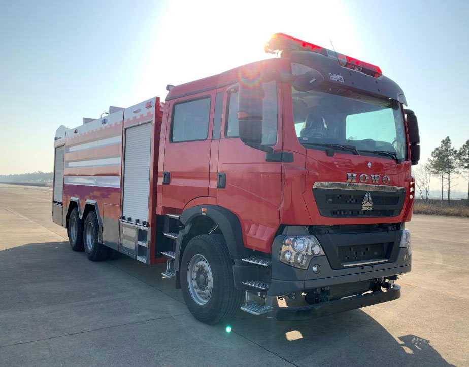 YL5320GXFPM160/H型泡沫消防车图片