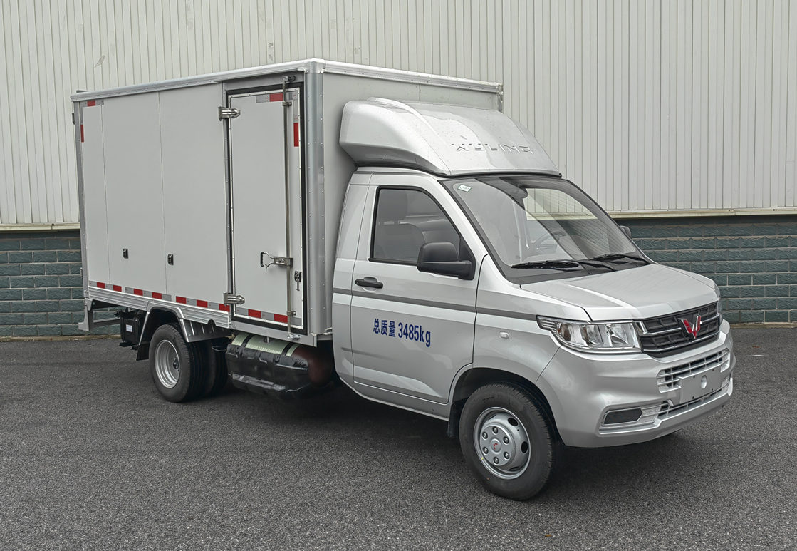 五菱牌LZW5030XXYLGMUCNGG厢式运输车