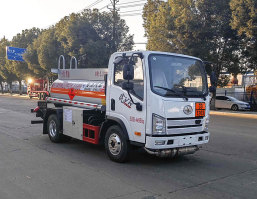 加油车