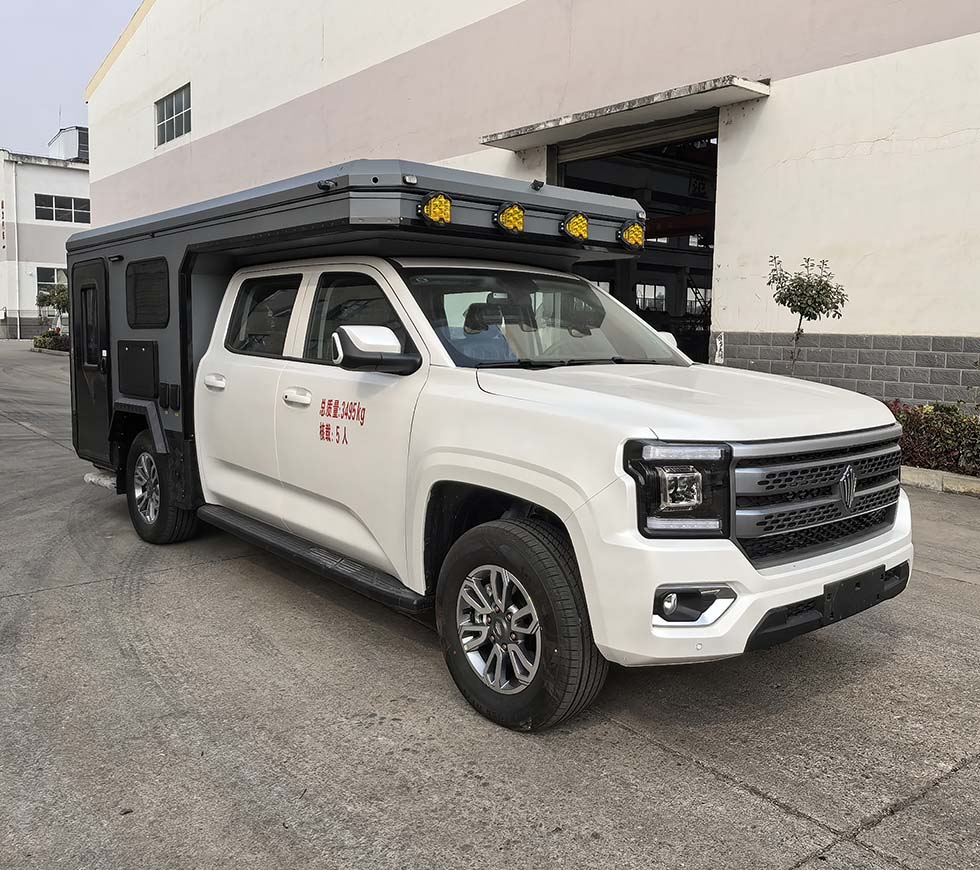 ZHH5032XLJ6 中恒旅牌旅居车图片