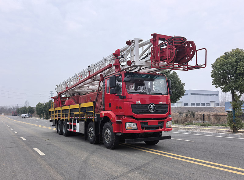 HHZ5440TXJ 龙力驰牌修井机图片