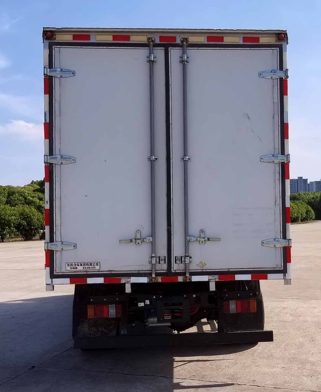 华神牌DFD5040XXYLBEV6纯电动厢式货车公告图片