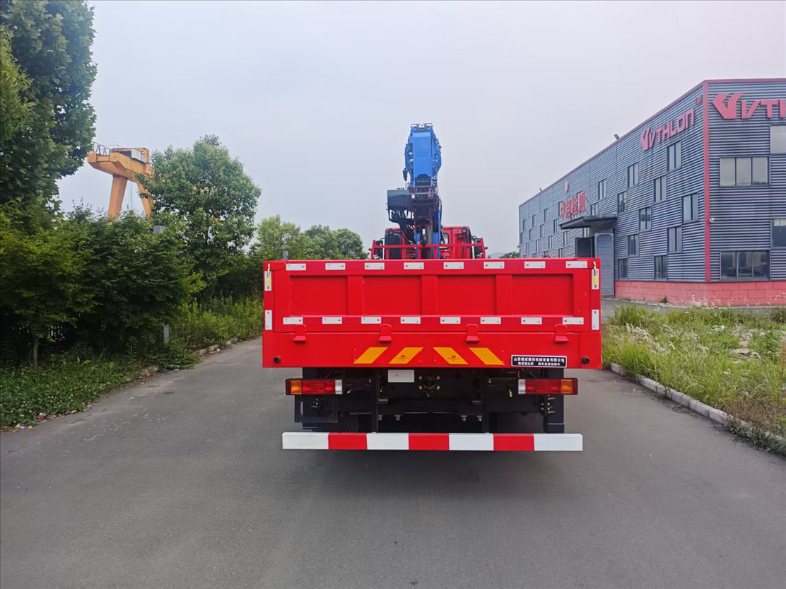 捷成通达牌JCS5310JSQSX6随车起重运输车公告图片