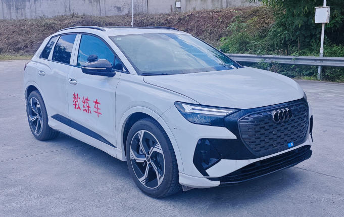 迈越牌AAR5035XLHBEV纯电动教练车