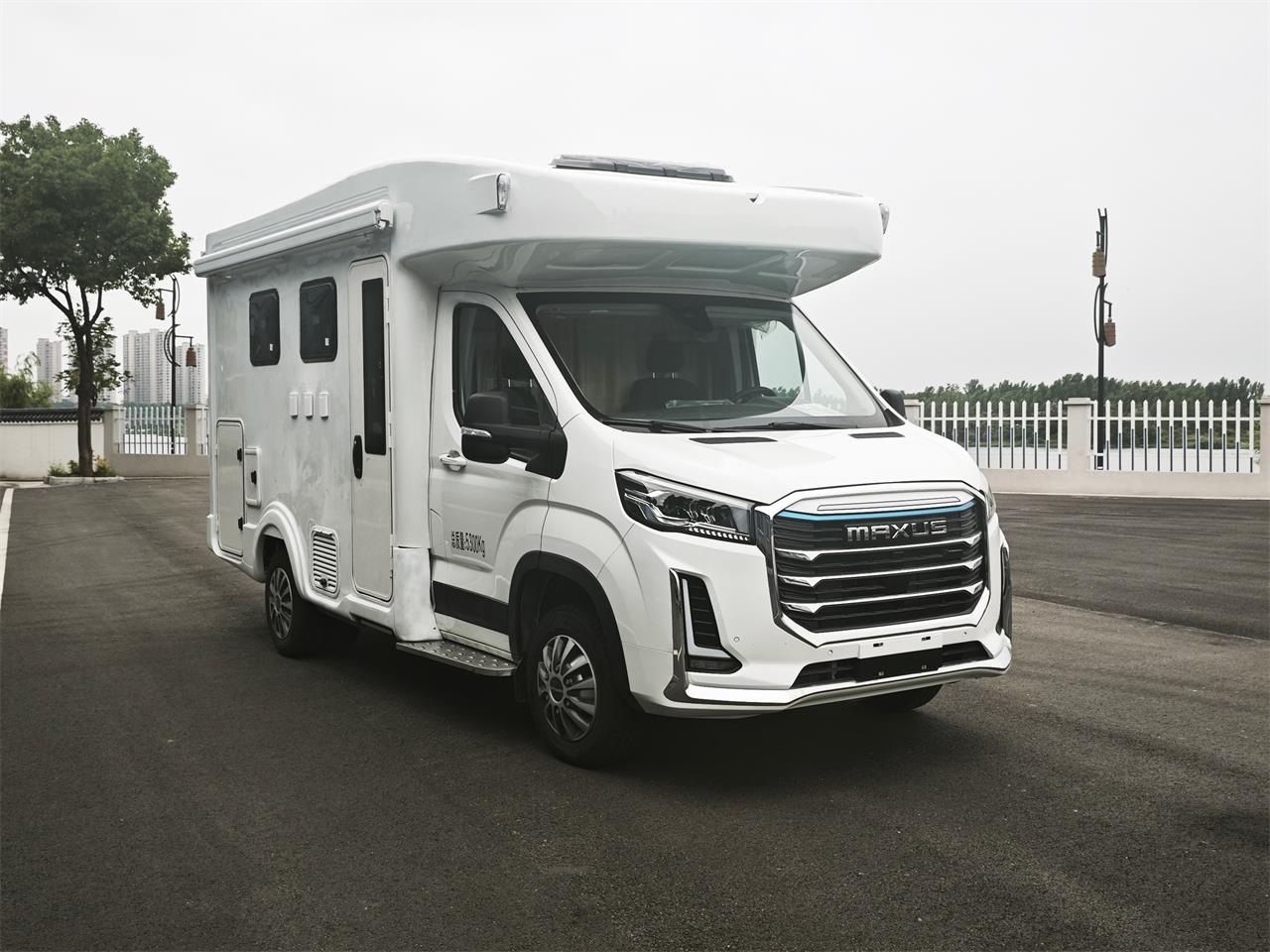 QXC5052XLJCHEV 齐星牌插电式混合动力旅居车图片