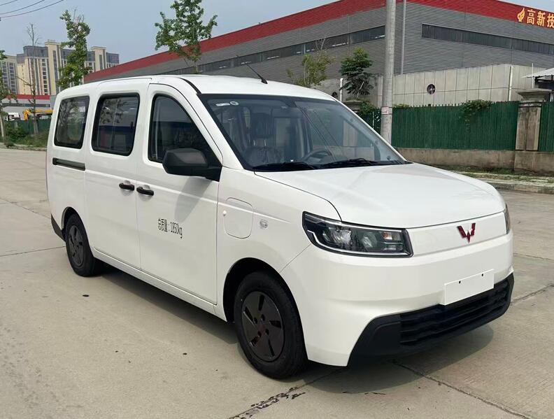 CLD5020XWHBEV6TH 齐东方牌纯电动文化生活服务车图片