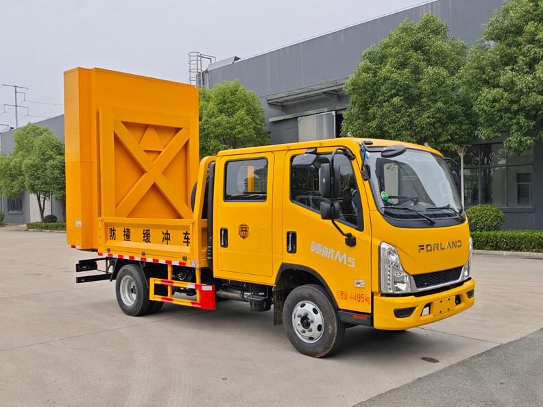 CL5043TFZ6ACX 程力牌防撞缓冲车图片