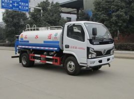 东风股份多利卡D6 TWY5040GSSE6洒水车