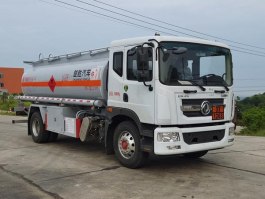运油车