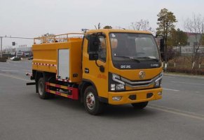 路面养护车