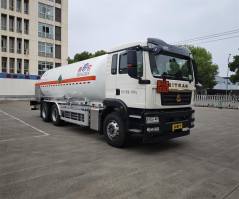 低温液体运输车