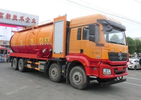 清洗吸污车