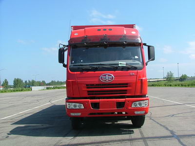 CA5312XXYP21K2L2T4E厢式运输车燃油公告图片1