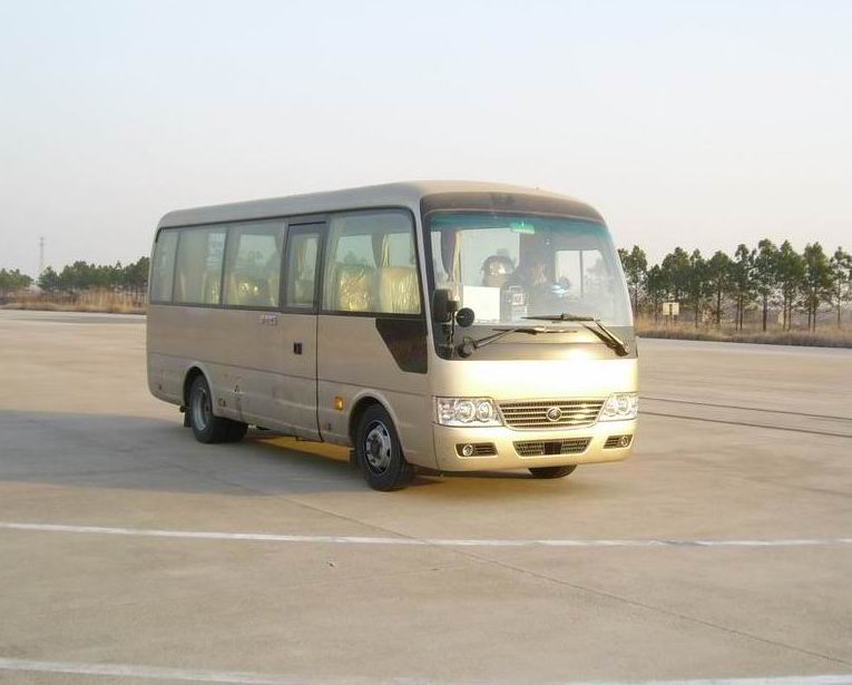 ZK6708DHA9客车燃油公告图片2
