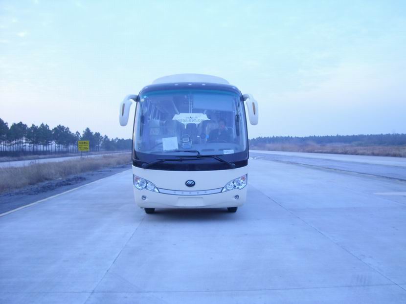 ZK6858HC9客车燃油公告图片1