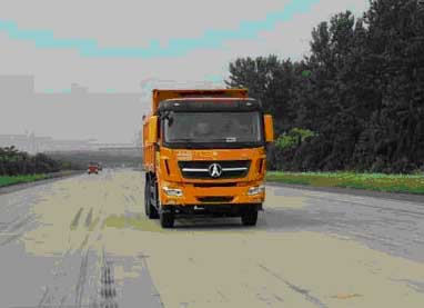 ND32500B38J7自卸车燃油公告图片1