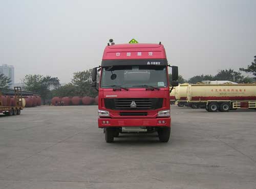XC5313GYYYZAJ运油车燃油公告图片1