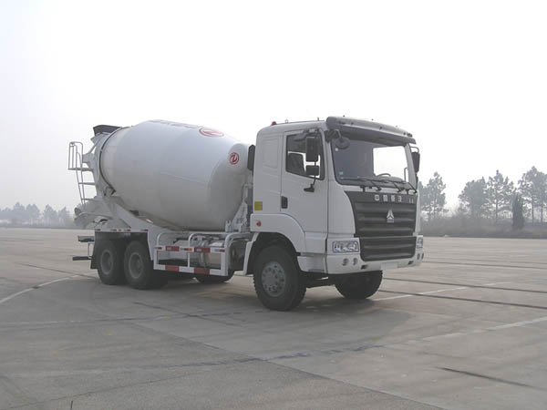 ZTQ5250GJB1N384C混凝土搅拌运输车燃油公告图片2