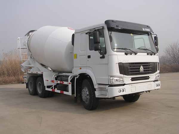 ZTQ5252GJB2N384C混凝土搅拌运输车燃油公告图片2