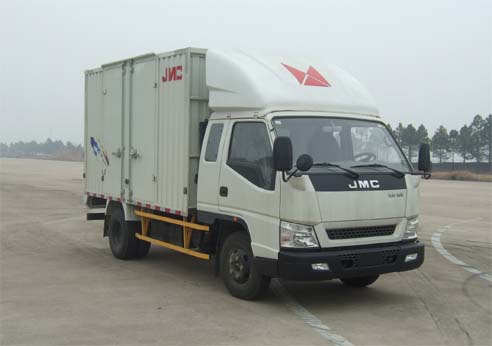 JX5046XXYXPGA2厢式运输车燃油公告图片2