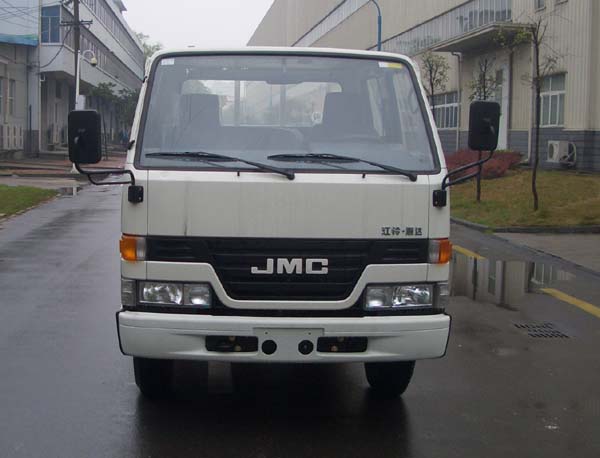 JX1040TSGA23载货汽车燃油公告图片1