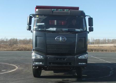 CA3250P66K24LT1E平头柴油自卸汽车燃油公告图片1