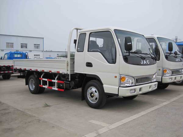 HFC1041K73R1载货汽车燃油公告图片2