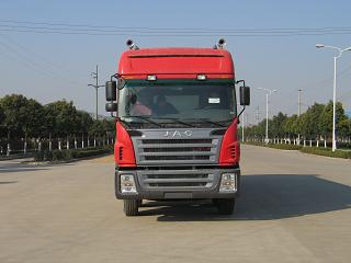 ZJV5302GFLRJ45粉粒物料运输车燃油公告图片1
