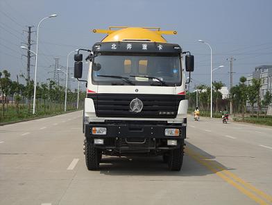 ZJV5310GFLRJ48粉粒物料运输车燃油公告图片1