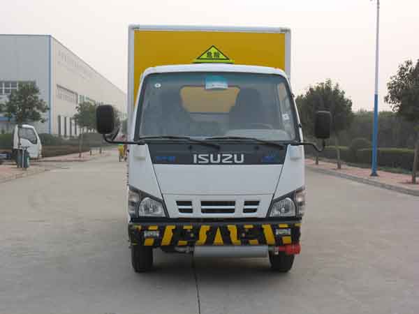 HYJ5070XQYA爆破器材运输车燃油公告图片1