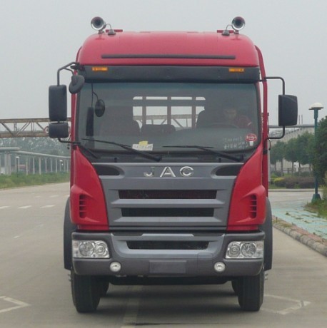 HFC1256K2R1HT载货汽车燃油公告图片1