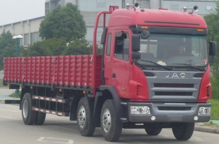 HFC1256K2R1HT载货汽车燃油公告图片2