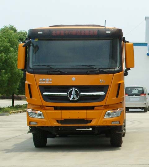 ND32500B48J7自卸车燃油公告图片1