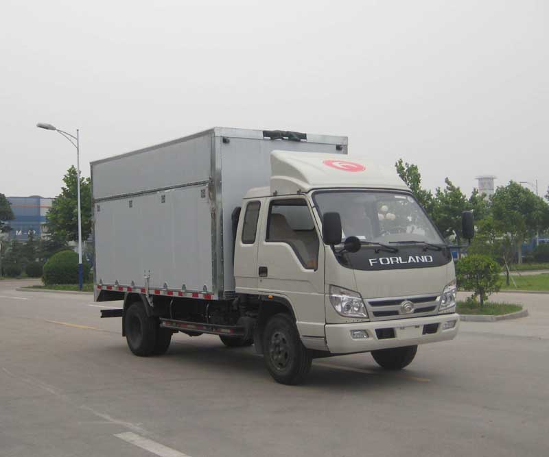 BJ5043XYK-B翼开启厢式车燃油公告图片2