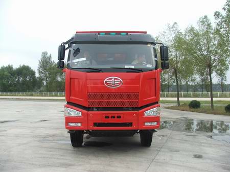 CA3250P66K2L2T1A2E平头柴油自卸汽车燃油公告图片1