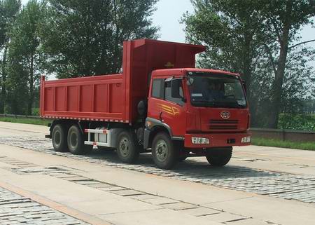 CA3313P7K1T4AE平头柴油自卸汽车燃油公告图片2