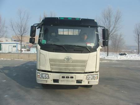 CA1160P61K1L4E平头柴油载货汽车燃油公告图片1