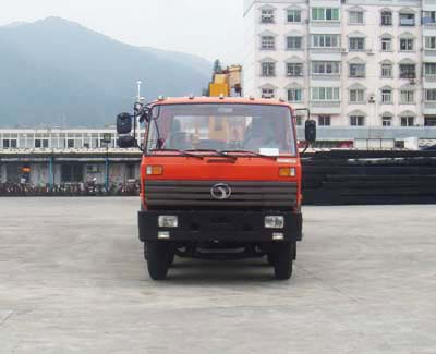 STQ5161JSQ随车起重运输车燃油公告图片1